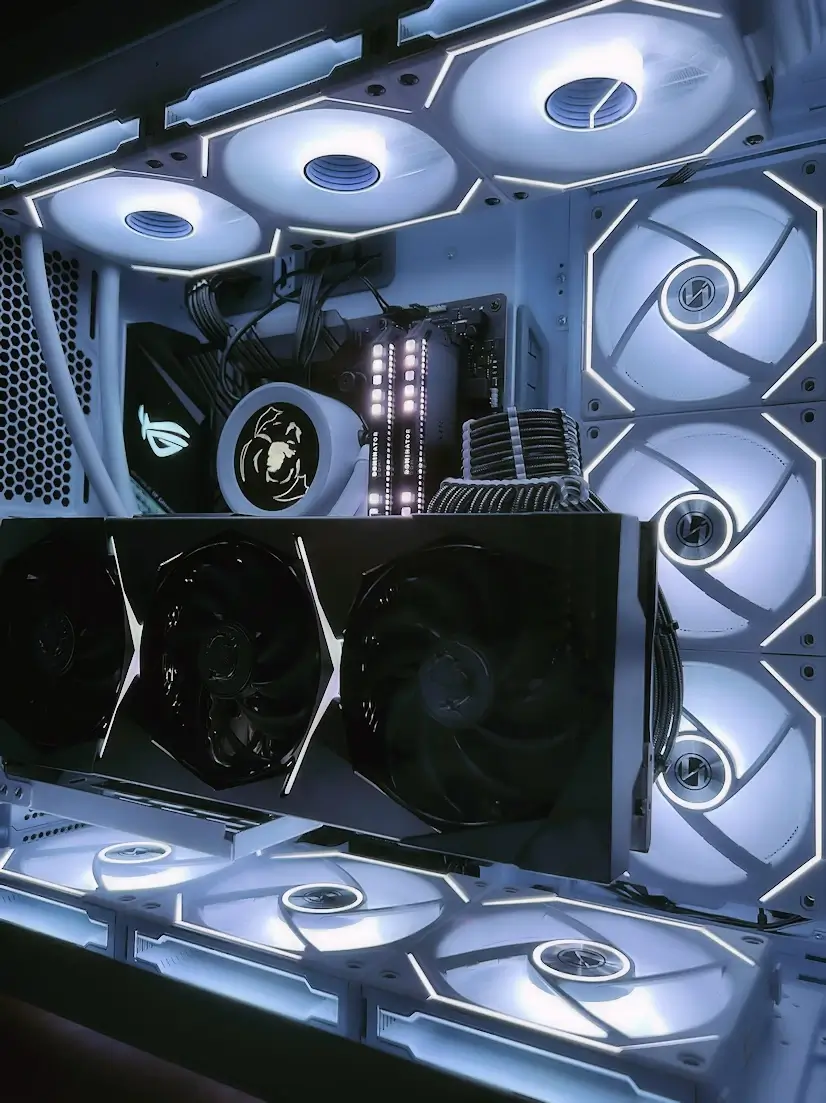 Informático Caraquiz - Montaje Hardware Gaming PC Fractal AMD Intel Domicilio Caraquiz